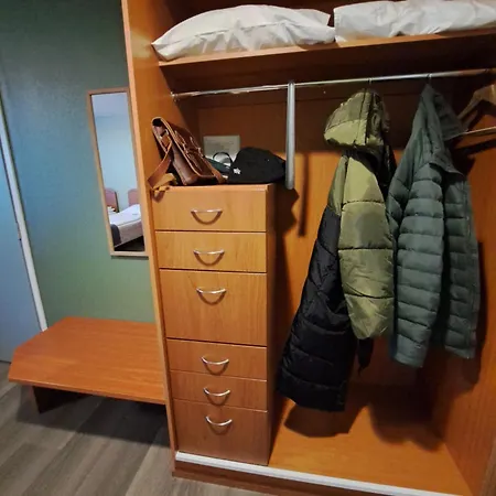 Hotelli Kaersaemaeki 호텔