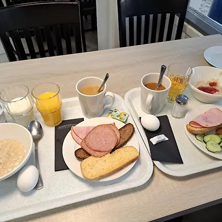 Hotelli Kaersaemaeki *